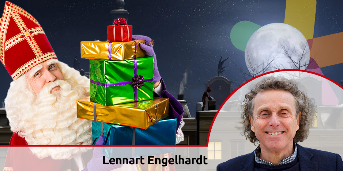 Funka Max Santa Claus  holding presents and also a photo of Lennart Engelhardt