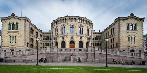 Det norska Stortinget i Oslo. Foto